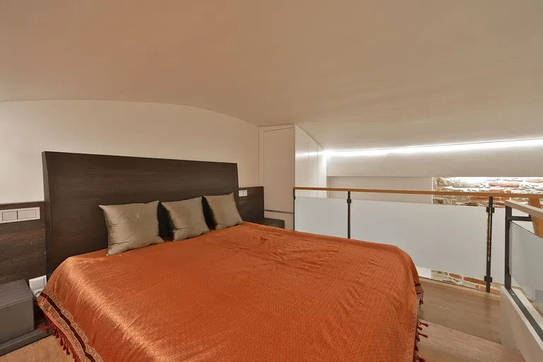Vítězná, Malá Strana - Praha 1 | Pronájem, Byt, 3+1, 76 m²