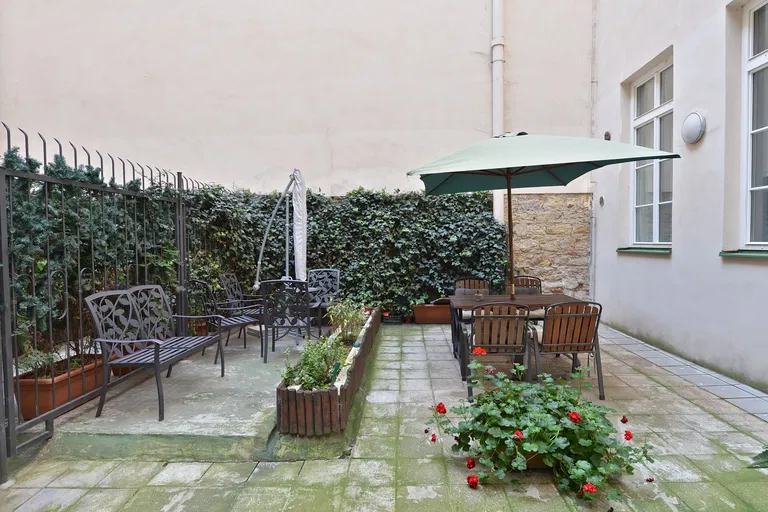 Vítězná, Malá Strana - Praha 1 | Pronájem, Byt, 3+1, 76 m²