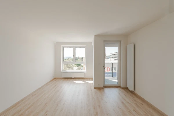 Oktábcových, Vysočany - Praha 9 | Pronájem, Byt, 2+kk, 58 m²