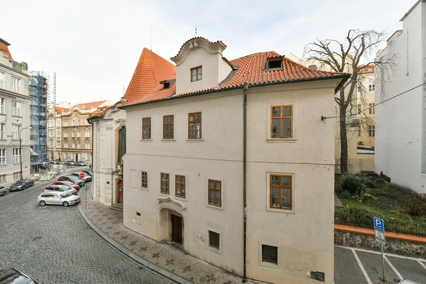 Vojtěšská, Nové Město - Prague 1 | Rent, Apartment, One-bedroom (2+kk), 76 m²