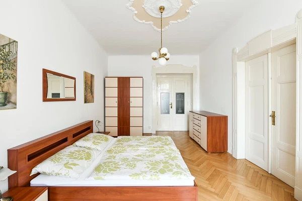 Dřevná, Nové Město - Praha 2 | Pronájem, Byt, 2+1, 80 m²