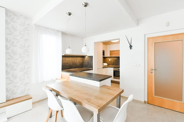 Kamelova, Záběhlice - Praha 10 | Pronájem, Byt, 3+kk, 79 m²