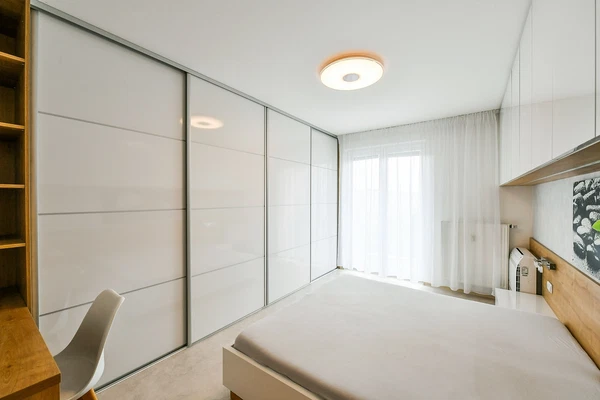 Kamelova, Záběhlice - Praha 10 | Pronájem, Byt, 3+kk, 79 m²