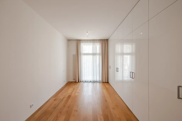 Laubova, Vinohrady - Prague 3 | Rent, Apartment, Four-bedroom (5+kk), 181 m²