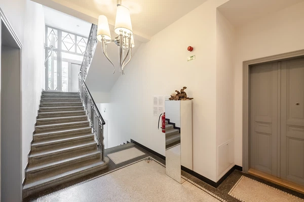 Laubova, Vinohrady - Praha 3 | Pronájem, Byt, 5+kk, 181 m²