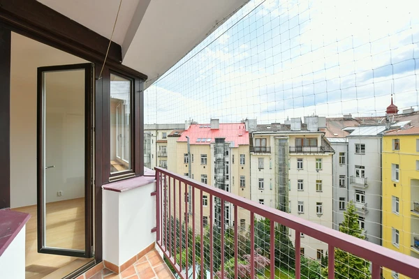 Dejvická, Dejvice - Prague 6 | Rent, Apartment, Two-bedroom (3+kk), 75 m²