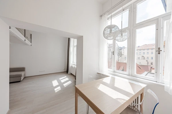 Pštrossova, Nové Město - Praha 1 | Pronájem, Byt, 2+kk, 42 m²