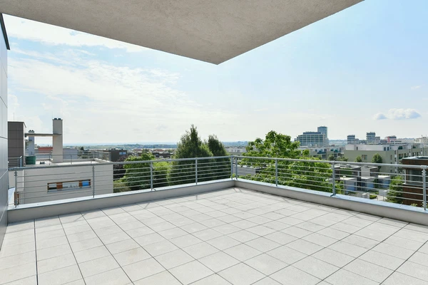 Vacínovská, Jinonice - Prague 5 | Rent, House, Five-bedroom (6+kk), 360 m²