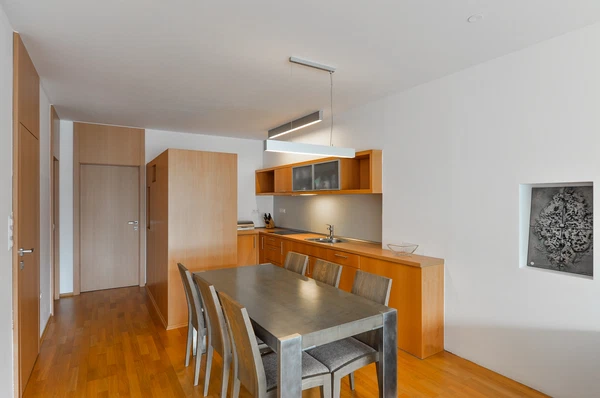 Lumírova, Nusle - Praha 2 | Pronájem, Byt, 2+kk, 90 m²