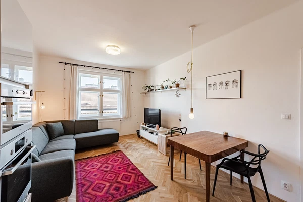 Kamenická, Holešovice - Prague 7 | Rent, Apartment, One-bedroom (2+kk), 47 m²