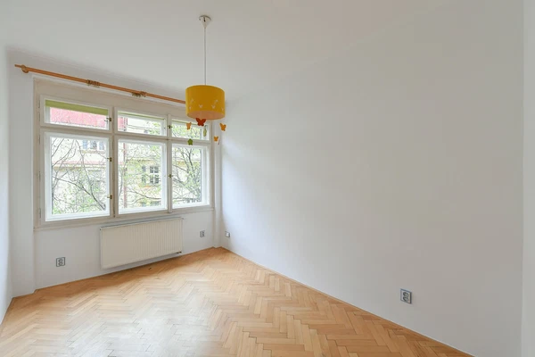 V. P. Čkalova, Bubeneč - Praha 6 | Pronájem, Byt, 3+1, 104 m²