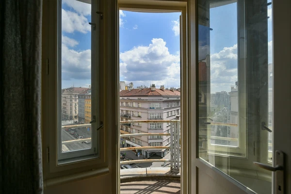 Radhošťská, Vinohrady - Prague 3 | Sale, Apartment, Two-bedroom (3+1), 102 m²