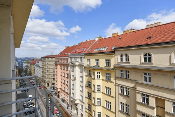 Radhošťská, Vinohrady - Prague 3 | Sale, Apartment, Two-bedroom (3+1), 102 m²