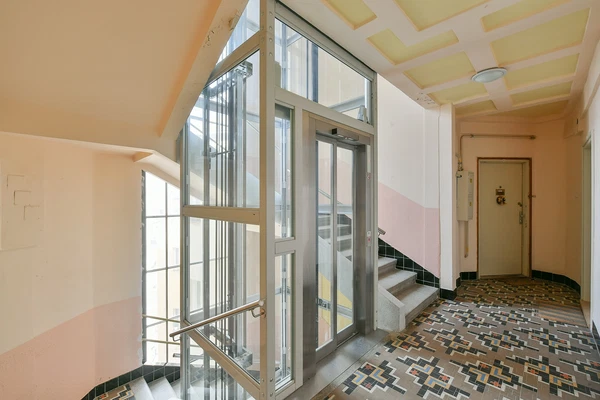 Radhošťská, Vinohrady - Prague 3 | Sale, Apartment, Two-bedroom (3+1), 102 m²