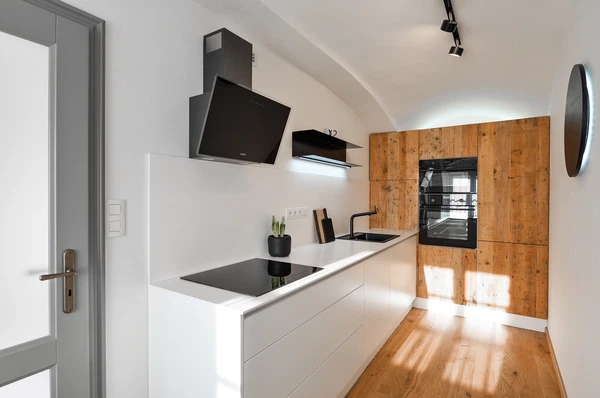 U Matěje, Dejvice - Praha 6 | Pronájem, Byt, 2+1, 70 m²