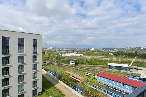 Novovysočanská, Libeň - Praha 9 | Pronájem, Byt, 2+kk, 65 m²