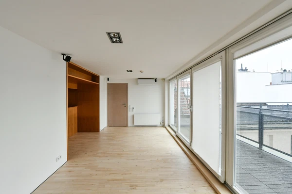 U Zeměpisného ústavu, Bubeneč - Praha 6 | Pronájem, Byt, 5+kk, 270 m²