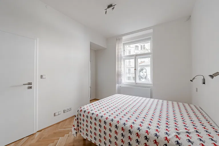 Farského, Holešovice - Prague 7 | Rent, Apartment, One-bedroom (2+kk), 52 m²