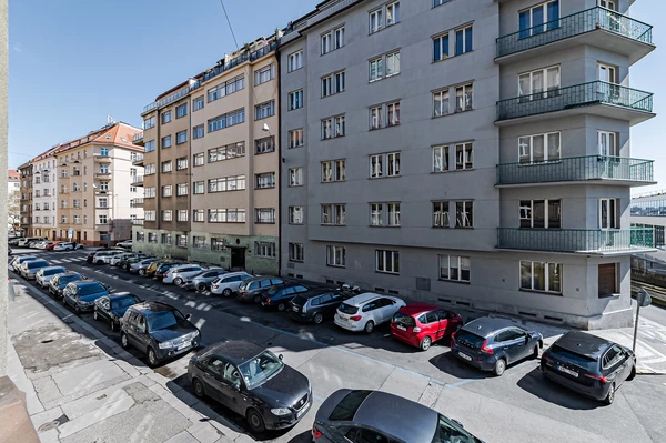 Farského, Holešovice - Prague 7 | Rent, Apartment, One-bedroom (2+kk), 50 m²