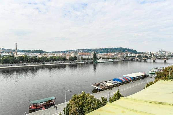 Rašínovo nábřeží, Nové Město - Praha 2 | Pronájem, Byt, 3+1, 104 m²