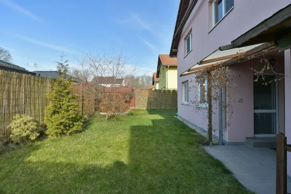 Na Svahu, Horoušany - Praha-východ | Rent, House, Three-bedroom (4+kk), 125 m²