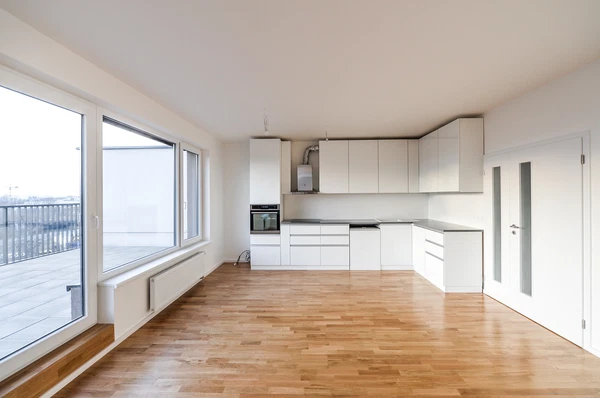 Granitova, Hloubětín - Praha 9 | Pronájem, Byt, 5+kk, 128 m²