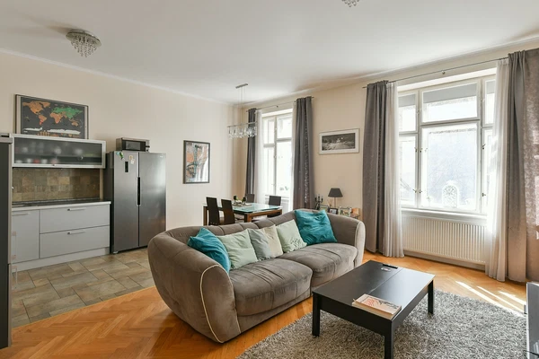 náměstí Jiřího z Poděbrad, Vinohrady - Praha 3 | Pronájem, Byt, 2+kk, 75 m²