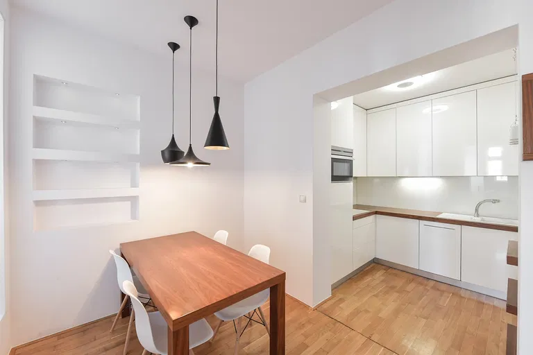 Mánesova, Vinohrady - Prague 2 | Rent, Apartment, One-bedroom (2+kk), 59 m²