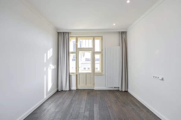 Laubova, Vinohrady - Prague 3 | Rent, Apartment, Three-bedroom (4+kk), 174 m²