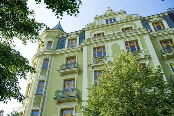 Laubova, Vinohrady - Prague 3 | Rent, Apartment, Three-bedroom (4+kk), 174 m²