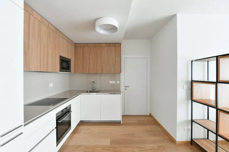 Holečkova, Smíchov - Praha 5 | Pronájem, Byt, 2+kk, 72 m²