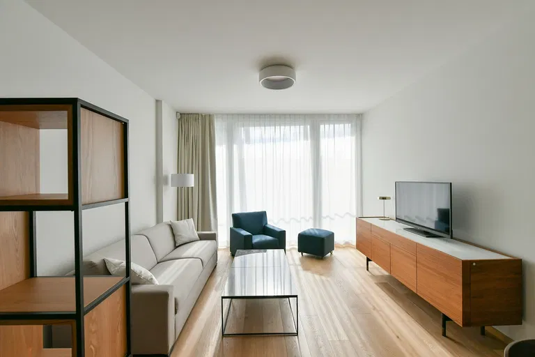 Holečkova, Smíchov - Praha 5 | Pronájem, Byt, 2+kk, 72 m²