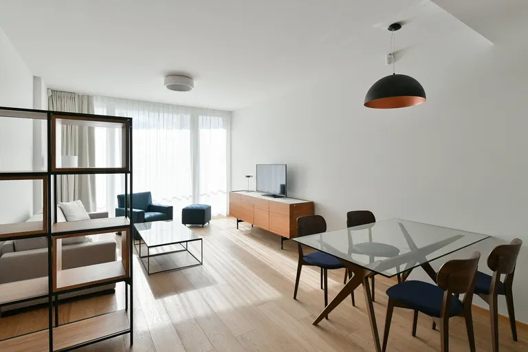 Holečkova, Smíchov - Praha 5 | Pronájem, Byt, 2+kk, 72 m²