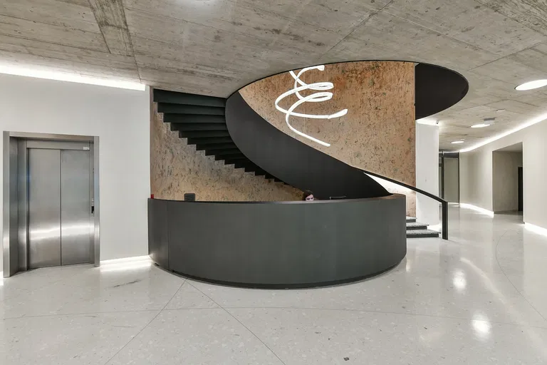 Holečkova, Smíchov - Praha 5 | Pronájem, Byt, 2+kk, 72 m²