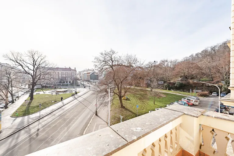 Újezd, Malá Strana - Prague 5 | Rent, Apartment, One-bedroom (2+1), 75 m²