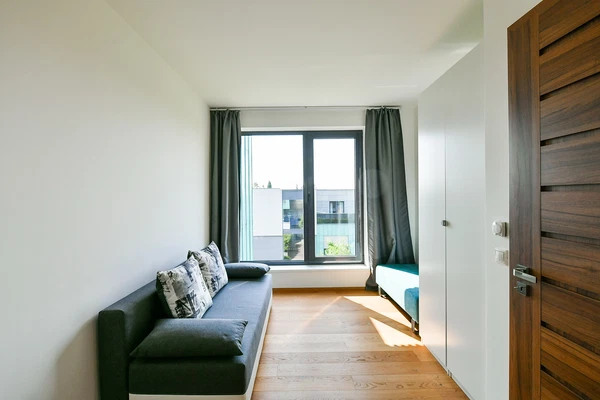 Javorová, Kobylisy - Prague 8 | Rent, Apartment, Three-bedroom (4+kk), 108 m²