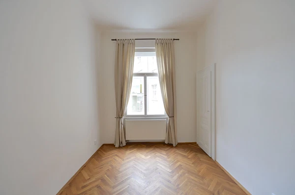 náměstí Jiřího z Poděbrad, Vinohrady - Prague 3 | Rent, Apartment, Two-bedroom (3+kk), 93 m²