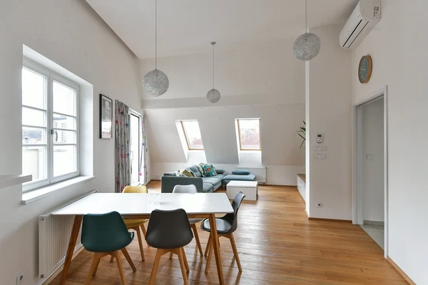 Branická, Braník - Prague 4 | Rent, Apartment, Two-bedroom (3+kk), 145 m²