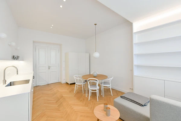 Příběnická, Žižkov - Prague 3 | Rent, Apartment, One-bedroom (2+kk), 53 m²