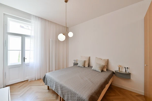 Příběnická, Žižkov - Prague 3 | Rent, Apartment, One-bedroom (2+kk), 53 m²