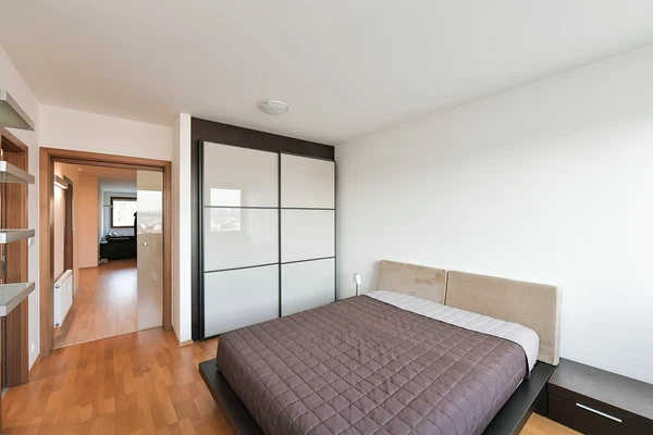 Lumírova, Nusle - Prague 2 | Rent, Apartment, One-bedroom (2+kk), 60 m²