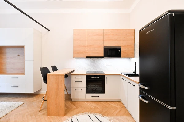 Ovenecká, Bubeneč - Praha 7 | Pronájem, Byt, 1+kk, 34 m²