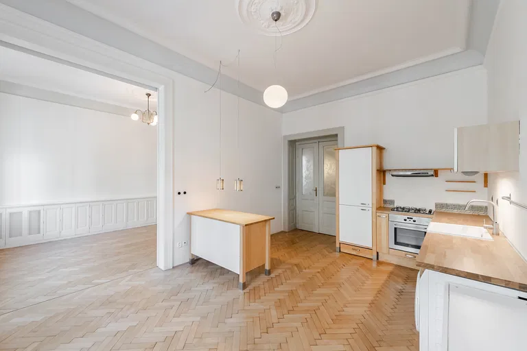 Korunní, Vinohrady - Prague 2 | Rent, Apartment, Two-bedroom (3+1), 105 m²