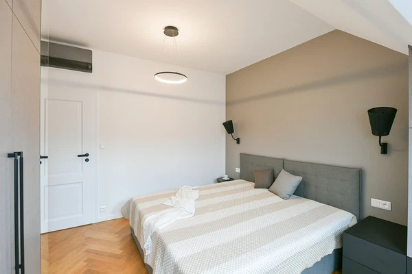 Roháčova, Žižkov - Prague 3 | Rent, Apartment, Two-bedroom (3+kk), 77 m²