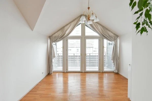 Nad Ryšánkou, Krč - Prague 4 | Rent, Apartment, Two-bedroom (3+kk), 130 m²