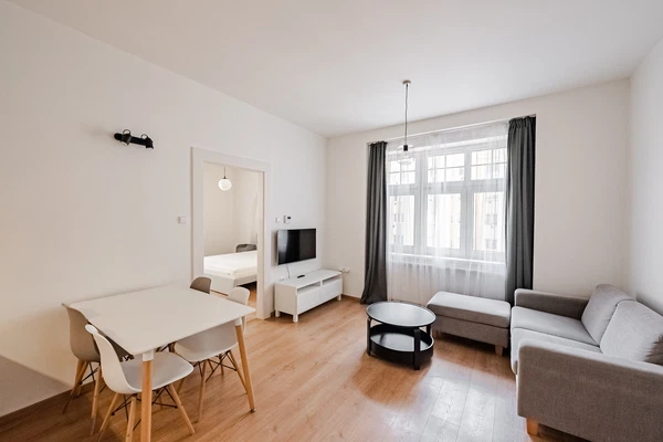 U Garáží, Holešovice - Praha 7 | Pronájem, Byt, 2+kk, 55 m²