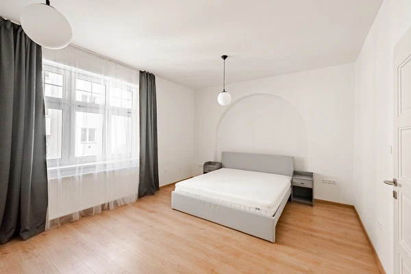 U Garáží, Holešovice - Praha 7 | Pronájem, Byt, 2+kk, 55 m²