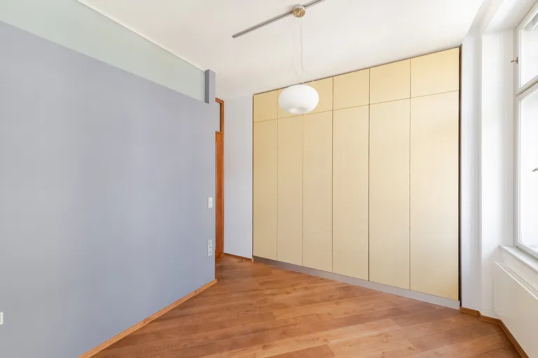 U Rajské zahrady, Žižkov - Prague 3 | Rent, Apartment, Three-bedroom (4+kk), 124 m²