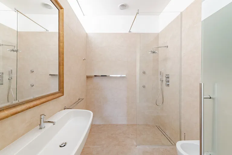 U Rajské zahrady, Žižkov - Prague 3 | Rent, Apartment, Three-bedroom (4+kk), 124 m²