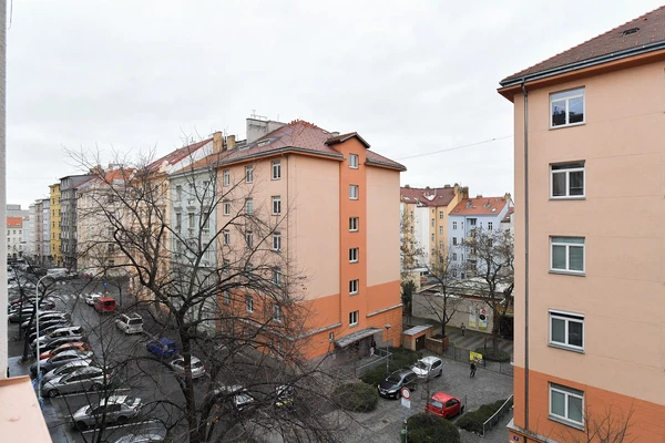 Čajkovského, Žižkov - Prague 3 | Rent, Apartment, One-bedroom (2+kk), 58 m²